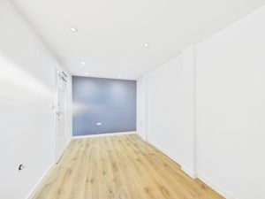 Photo 19- click for photo gallery